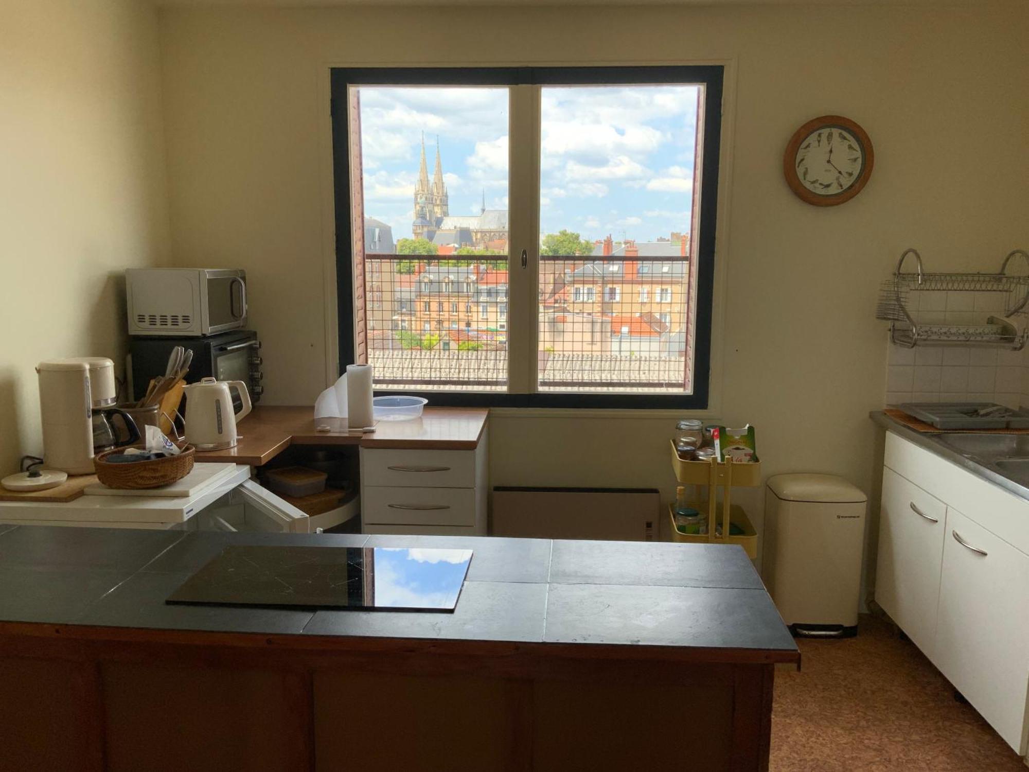 Studio 63M2 3Eme Etage Ou Chambre Dans Appartement 2Eme Etage Pour Sejours A Moulins Мулин Екстериор снимка